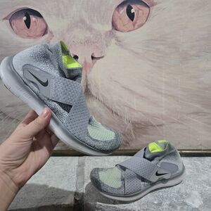 Nike Free Run Motion Flynit Grey Green Slip On Women's Size 7 Running 880846-002